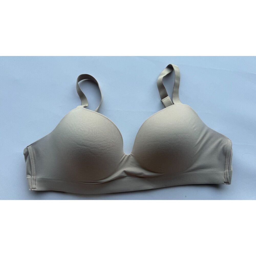 Soma Enbliss Wireless Bra. 40B